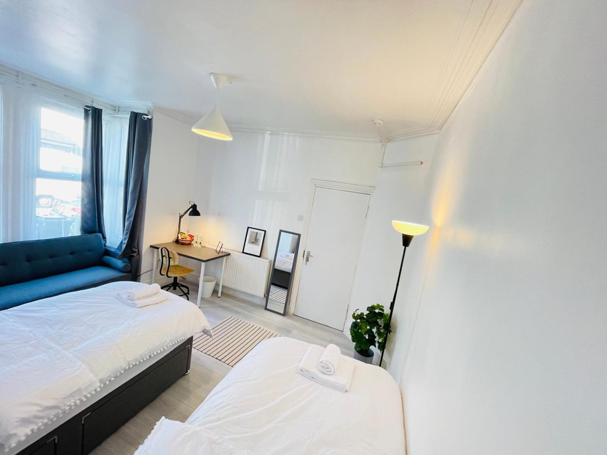Leytonstone House - Sleepylodge London Bagian luar foto