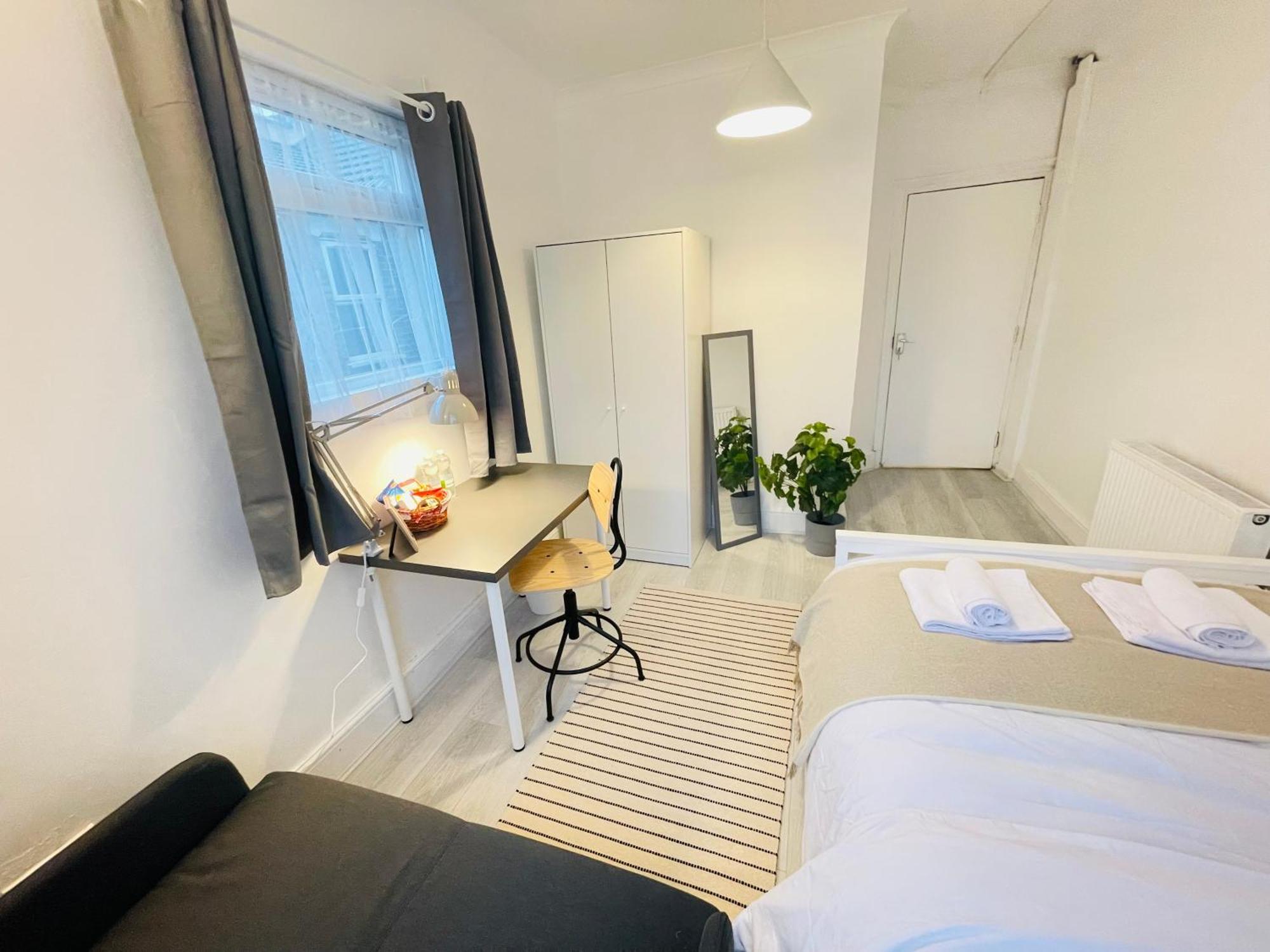 Leytonstone House - Sleepylodge London Bagian luar foto